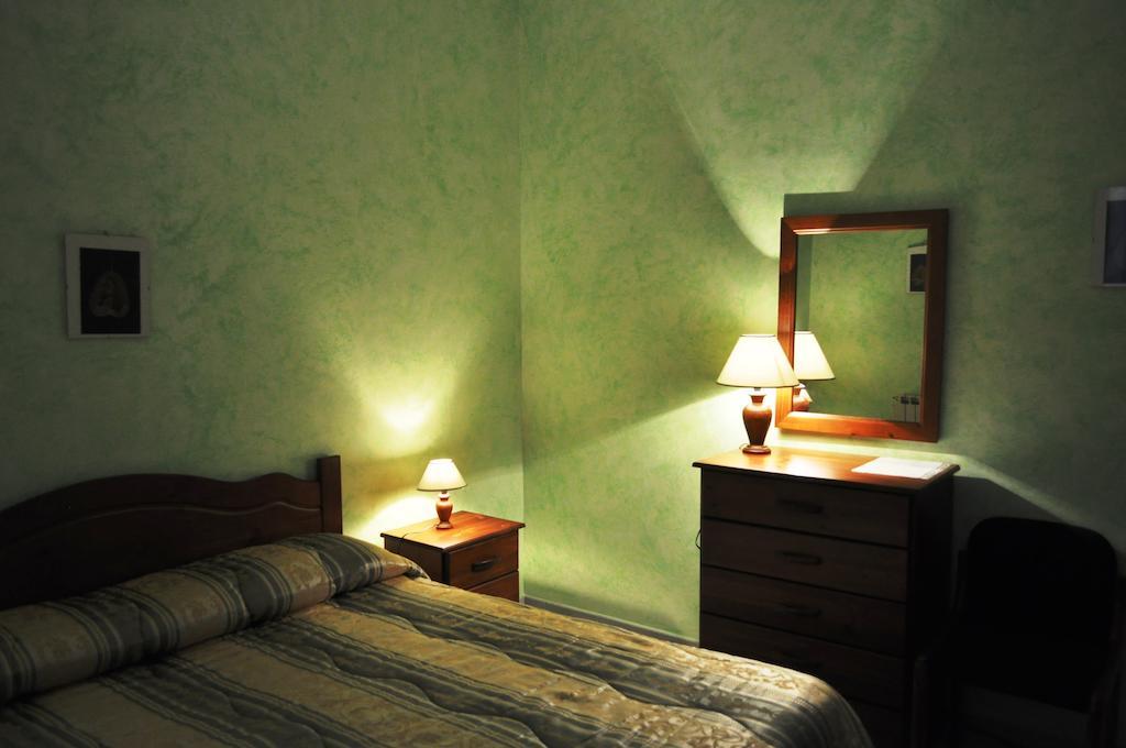 סנטה ונרינה B&B Villa Dagala חדר תמונה